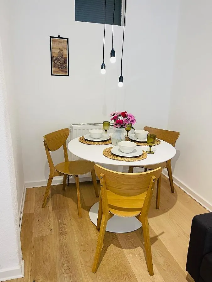 Ground Floor 1 Bedroom Flat In The City Centre Edinburgh United Kingdom