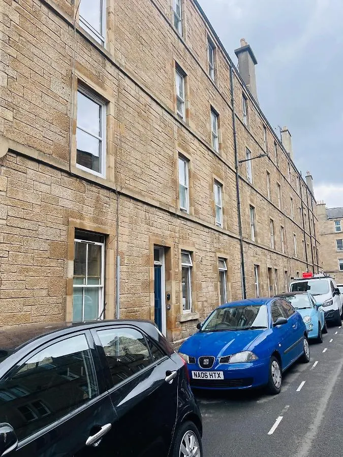 Ground Floor 1 Bedroom Flat In The City Centre Edinburgh Apartment